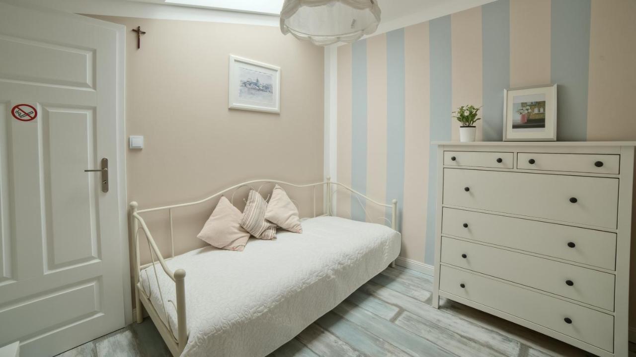 Urban Nest Apartments Bon 5 Krakow Exterior photo